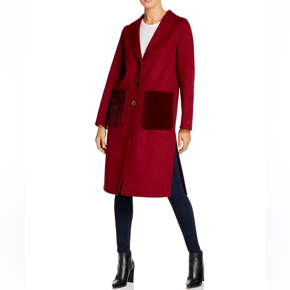 Tahari coat♥️
